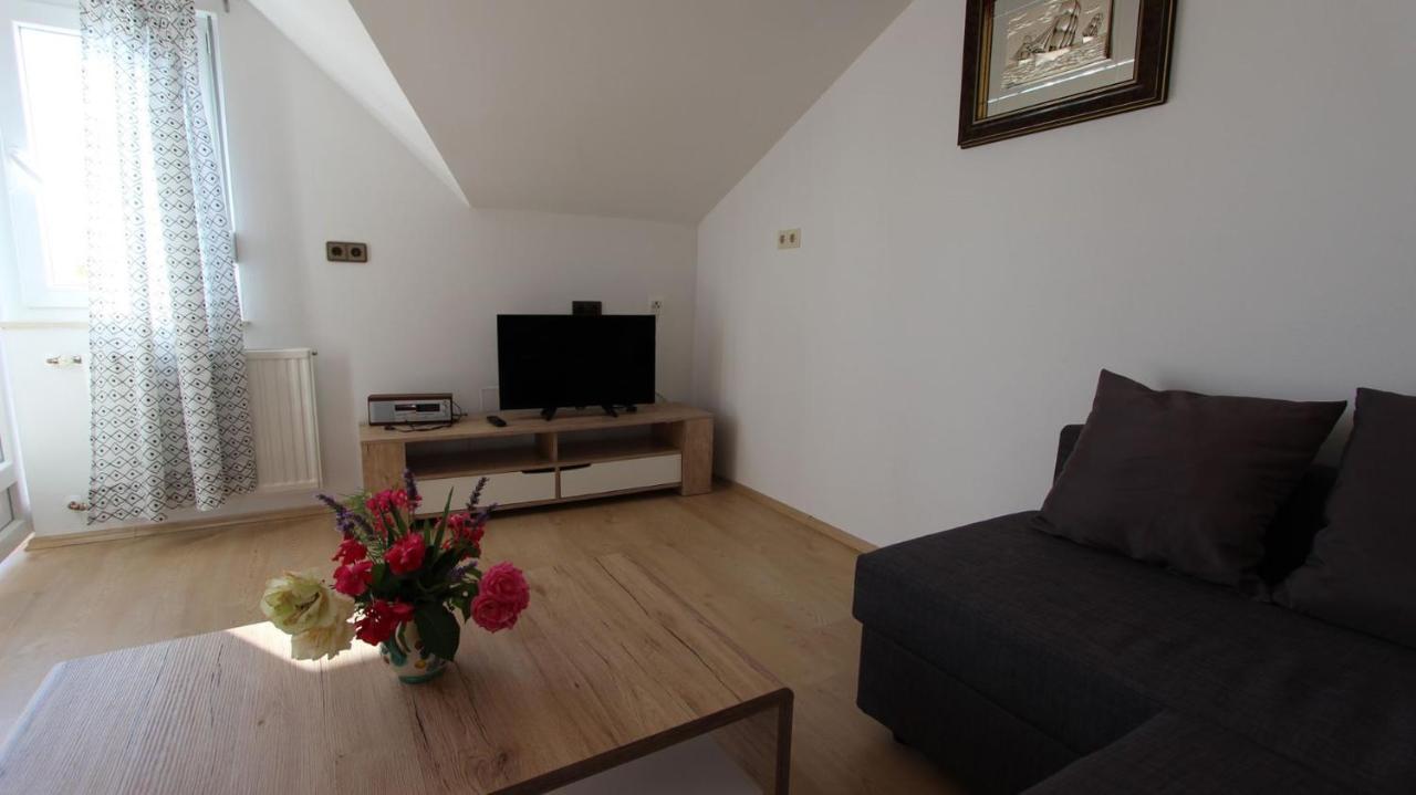 Srsici Apartments Marijana מראה חיצוני תמונה